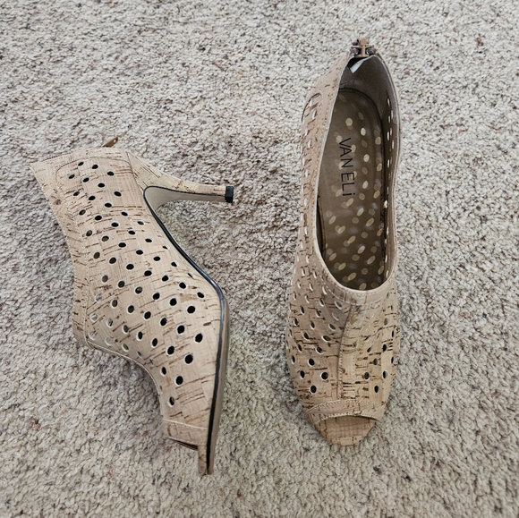 VAN ELI tan peep toe booties with holes throughout, 7. - Picture 4 of 4